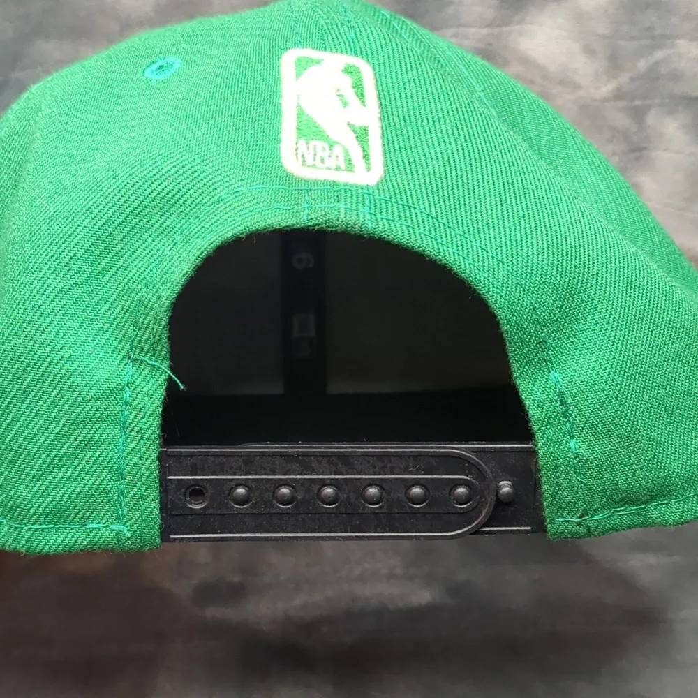 New Era Boston Celtics 2-Tone 9FIFTY adjustable snapback hat.  - Picture 15 of 16